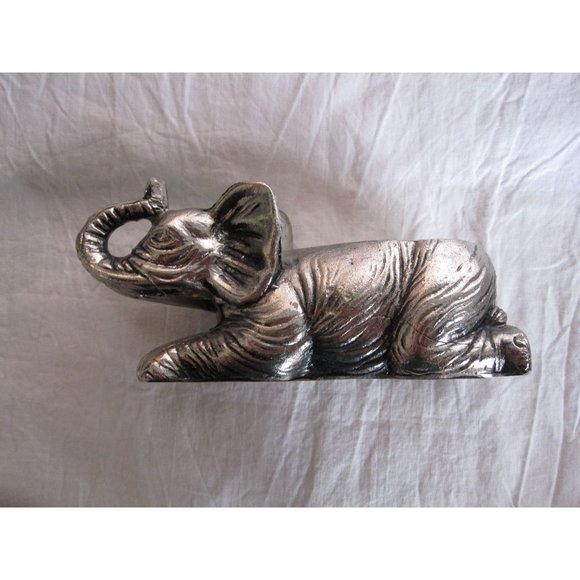 Beautiful Vintage Arthur Court Designs Elephant candle holder Aluminum 1977 - Picture 2 of 9